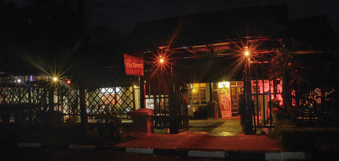 Outspan Hotel Nyeri Buitenkant foto